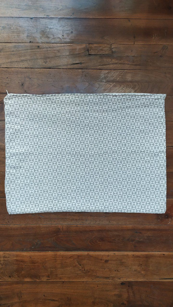 Cushion cover Light Grey - Butterfly design - 70x50cm  