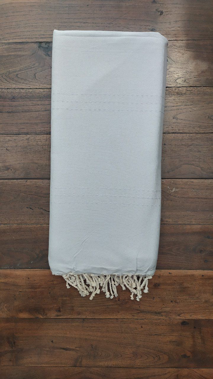 Fouta Light Grey  3 thin seams No stripes Flat weaving 3x2m