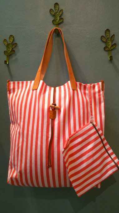 Italian Handmade bag with pocket attached inside - Red stripes - 55x50cm