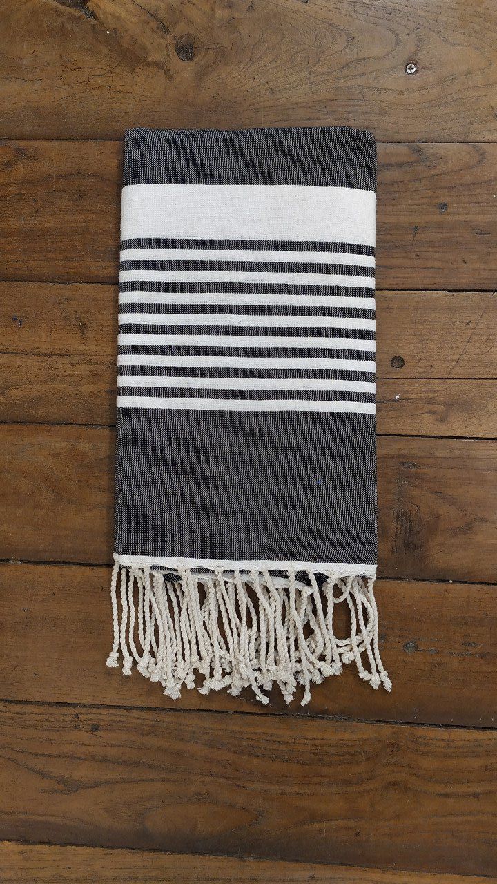 Fouta Arthur Black/ White multi stripe flat weaving 2x1m